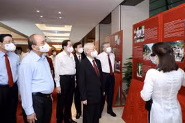 Việc học tập và làm theo Bác được xác định là nhiệm vụ chính trị thường xuyên, quan trọng