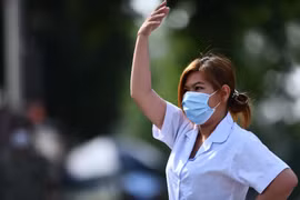 Sở Y tế TP.HCM yêu cầu nhân viên y tế chỉ ở nhà sau giờ làm tại bệnh viện
