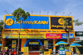 Bắc Từ Liêm (Hà Nội): Ngang nhiên xây dựng siêu thị Điện máy Xanh trên đất nông nghiệp!