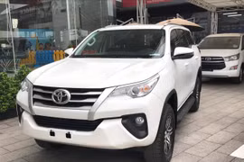 Một tháng "ác mộng" của các hãng ô tô - doanh số "xuống đáy" kể từ năm 2015