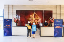 The Arena chào đón những chủ nhân đầu tiên