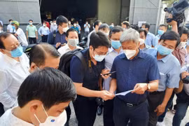 Bộ Y tế kiểm tra công tác phòng chống dịch tại khu nhà trọ công nhân ở Đồng Nai