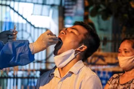 Khánh Hòa: Gần 30 trường hợp F1 đều âm tính lần 1 với SARS-CoV-2