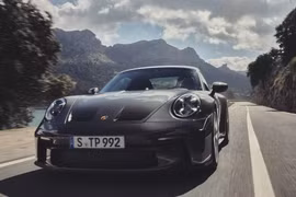 Porsche 911 GT3 Touring 2022 có giá khởi điểm lên đến 161.100 USD
