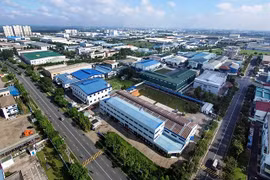 Hoàn thiện mô hình quản lý khu công nghiệp và khu kinh tế