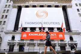Reuters - Đường đến cuộc chuyển đổi số lớn nhất trong thập kỷ