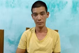 Tạm giữ nam thanh niên đập phá xe ô tô, cầm dao đe dọa công an