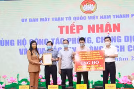 Hà Nội: Tiếp nhận hơn 20 tỷ đồng ủng hộ mua vaccine và phòng, chống dịch Covid-19