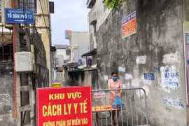 Hà Nội: Nguy cơ dịch bệnh lây lan trong cộng đồng cao