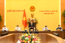 Khai mạc phiên họp thứ 4 của Ủy ban Thường vụ Quốc hội