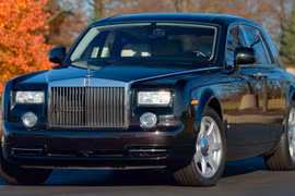 Rolls-Royce Phantom từng thuộc sở hữu của ông Donald Trump được rao bán
