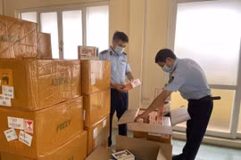 Hà Nội: Thu giữ 15.000 thuốc lá điện tử nhập lậu, ước tính gần 1,5 tỷ đồng