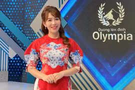 Diệp Chi – cựu MC "Đường lên đỉnh Olympia” trẻ đẹp ở tuổi 35, sống bình yên bên con gái