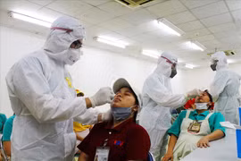 Người từ Hà Nội và các tỉnh có dịch vào Bắc Kạn phải tiêm đủ 2 mũi vaccine và có xét nghiệm âm tính