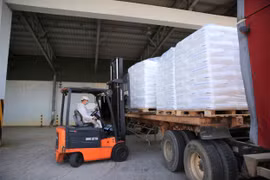 BSR sản xuất và xuất bán sản phẩm hạt nhựa mới T3045
