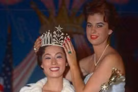 10 Hoa hậu gốc Á từng đăng quang Miss Universe