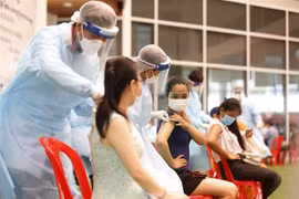 COVID-19 khiến trên 73.000 người dân khu vực ASEAN tử vong