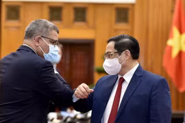 Khuyến khích các doanh nghiệp Anh vào Việt Nam đầu tư sản xuất năng lượng sạch