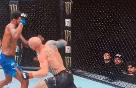 'Quái kiệt' UFC tung đòn phản kháng khiến đối thủ quay cuồng