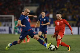 Thái Lan chạy đua đăng cai vòng loại World Cup 2022 với Việt Nam