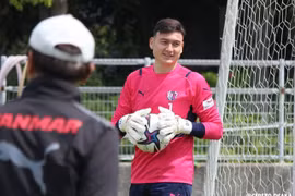 Đặng Văn Lâm lần đầu được CLB Cerezo Osaka đăng ký ở J1 League