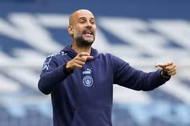 HLV Pep Guardiola: "Chelsea giữ cự ly đội hình tốt, rất khó kiểm soát"