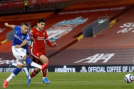 Sai lầm của tân binh Kabak, khiến Liverpool mất điểm