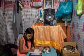 Philippines đối mặt với “thảm họa giáo dục” bởi đại dịch Covid-19