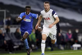 Trung vệ Tottenham lên tiếng phản pháo HLV Mourinho?