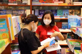 Xã hội hóa nhưng phải quản lý chặt từ biên soạn đến giá thành sách giáo khoa