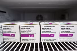 Ireland và Hà Lan dừng tiêm chủng vắc xin AstraZeneca