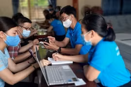 BHXH các địa phương nỗ lực hỗ trợ người dân và doanh nghiệp gặp khó khăn do dịch COVID-19