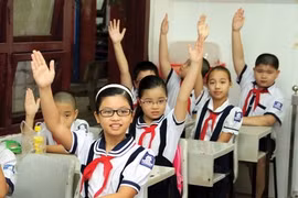 Hoàn thiện hệ thống giáo dục quốc dân, phát triển thị trường lao động hiện đại và hội nhập