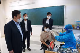Hà Nội: Sẵn sàng thu dung F0 thể nhẹ và không triệu chứng tại trạm y tế lưu động