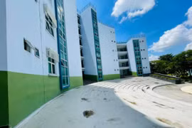 Một trường đại học tại TP. HCM cho sinh viên đến trường vào ngày mai
