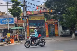 Khởi tố vụ án liên quan đến sai phạm thu, chi tại Trường THCS Ngô Quyền