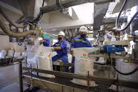 Vắc-xin” để Petrovietnam vượt qua khó khăn trong mùa dịch, duy trì hoạt động sản xuất – kinh doanh ổn định, thông suốt