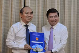 TP HCM: Nguyên Chủ tịch quận 9 và quận Thủ Đức nhận nhiệm vụ mới