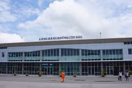 Không tăng chuyến bay tới Côn Đảo với hãng hàng không sử dụng đúng Slot dưới 80%