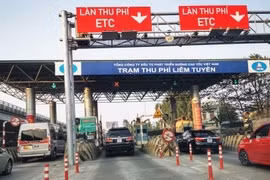 Không thể làm chậm hơn nữa với những trạm thu phí không dừng...