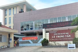 Phụ huynh vẫn còn băn khoăn khi cho con trở lại trường học