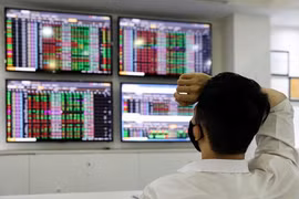 Cổ phiếu TCB, VPB và VCB kéo chỉ số Vn-Index giảm sâu