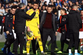 Thủ thành Donnarumma viết thư chia tay CLB AC Milan