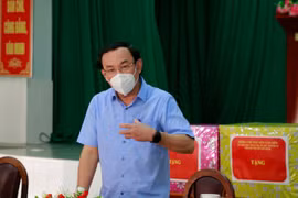 Bí thư Thành ủy Nguyễn Văn Nên: Các thầy thuốc là ân nhân của TP. HCM