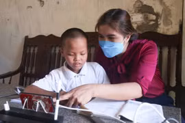 Đài Phát thanh & Truyền hình Hà Nội phát động Chương trình "Cùng em học tốt trong đại dịch Covid -19"