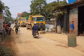 Thanh Hoá: Xe quá tải đang gây bức xúc trong dân