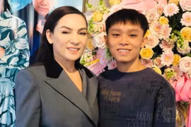 Rộ tin đồn Hồ Văn Cường bị cấm đến lễ cúng thất Phi Nhung, đại diện cố ca sĩ lên tiếng