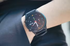 Xiaomi ra mắt đồng hồ thông minh Mi Watch tại Việt Nam