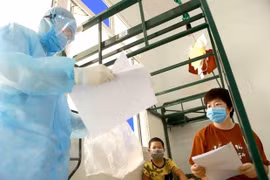 Để cách ly tại nhà, người nhiễm COVID-19 cần có các điều kiện nào?