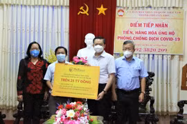 T&T Group trao tặng trên 25 tỷ đồng thiết bị, vật tư y tế “tiếp sức” cho thành phố Cần Thơ chống dịch Covid-19